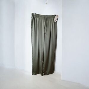 Uniqlo Woman's Sage Green Satin Joggers